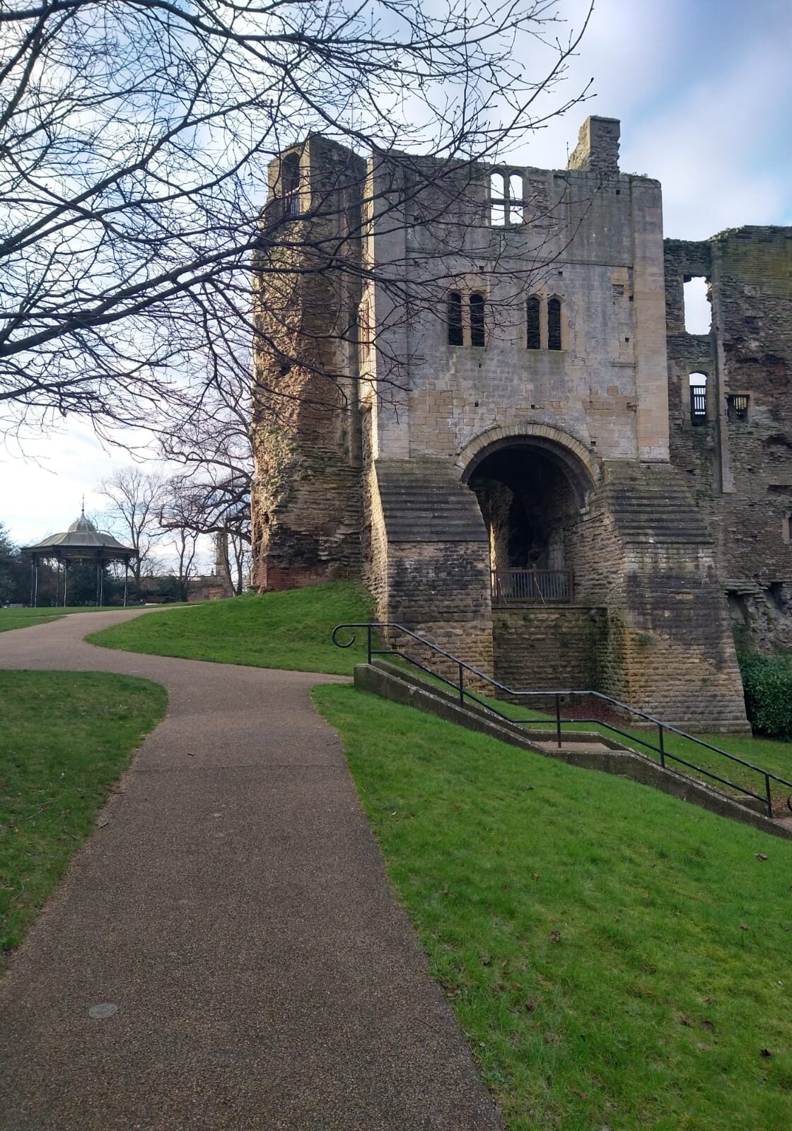 newark-castle-2-1